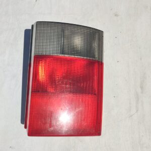 Audi 80 B4 Sedan lampa tylna lewa.