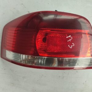 Audi A3 8P 3D lampa lewa tylna rok 2005.