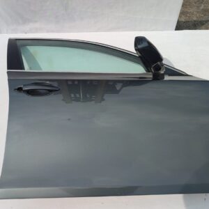 BWM E60 drzwi prawy przód rok 2005.