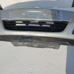 Opel Astra H przedni zderzak rok 2005.