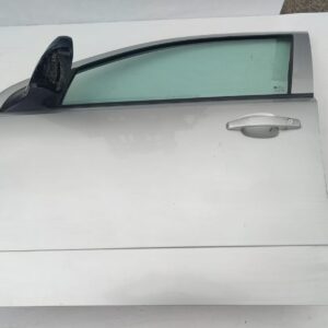 Opel Astra H drzwi lewy przód rok 2005.