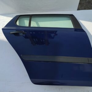 Skoda Fabia II drzwi prawe tylne rok 2011.