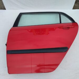 Toyota Corolla drzwi lewe tył rok 2004.