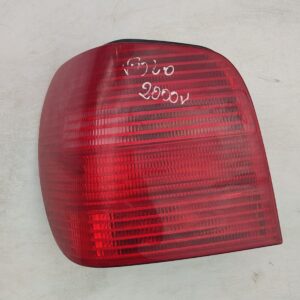 Volkswagen Polo lampa lewa tylna rok 2000.